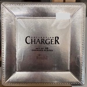 Silver Charger Paper plates pkg 10 NIP. Great for holiday entertaining